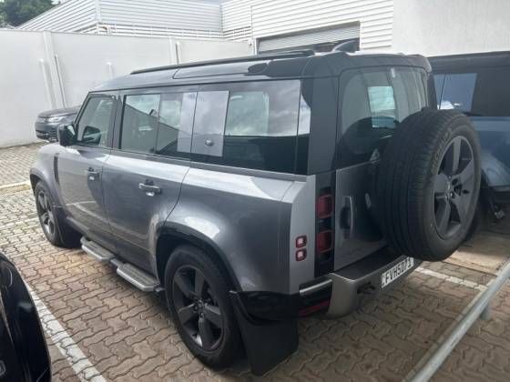 LAND ROVER DEFENDER 3.0 D300 TURBO DIESEL MHEV 110 X-DYNAMIC HSE AWD AUTOMÁTICO